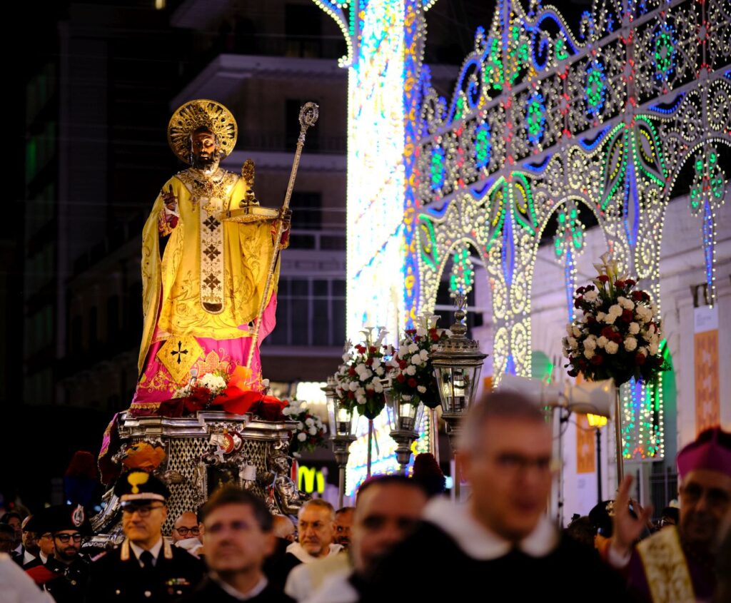 San Nicola approaches