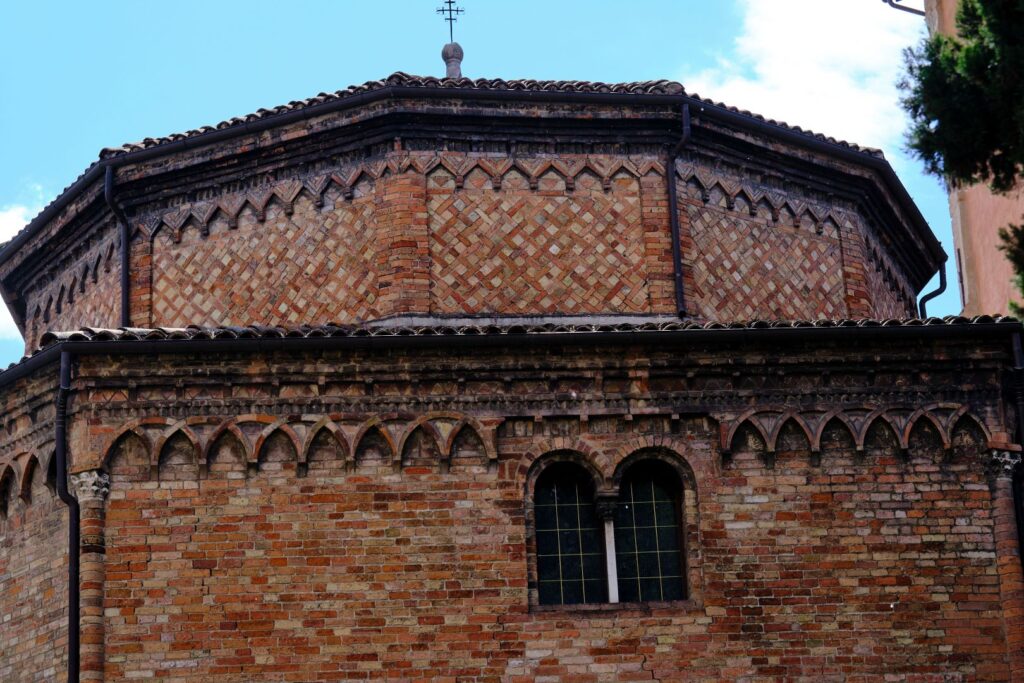 External view of Santo Sepolcro